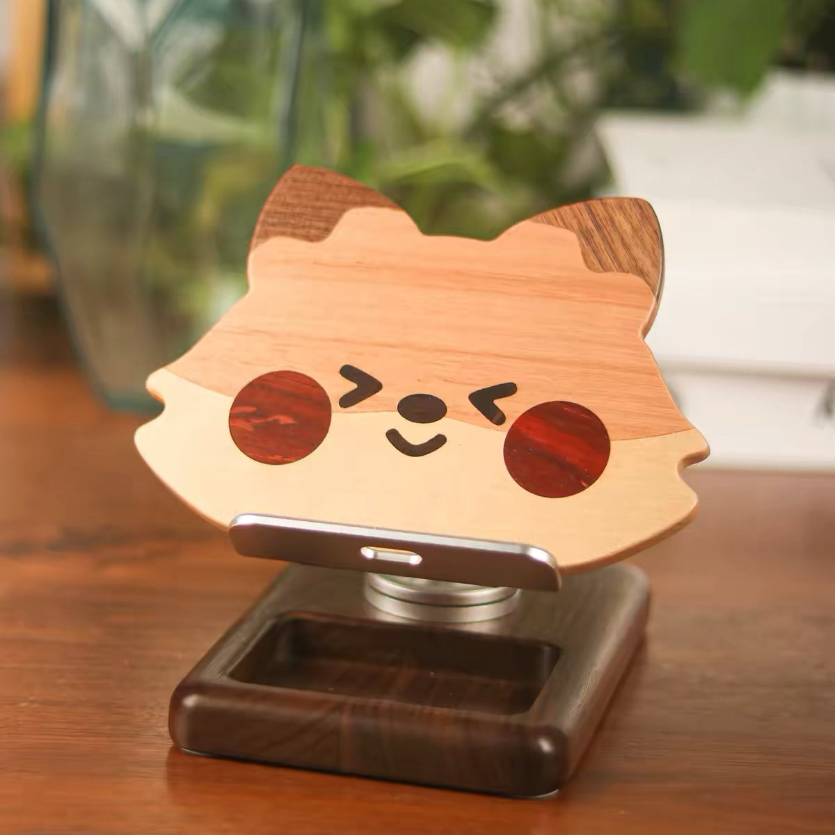 Fox Solid Wood Tablet Stand