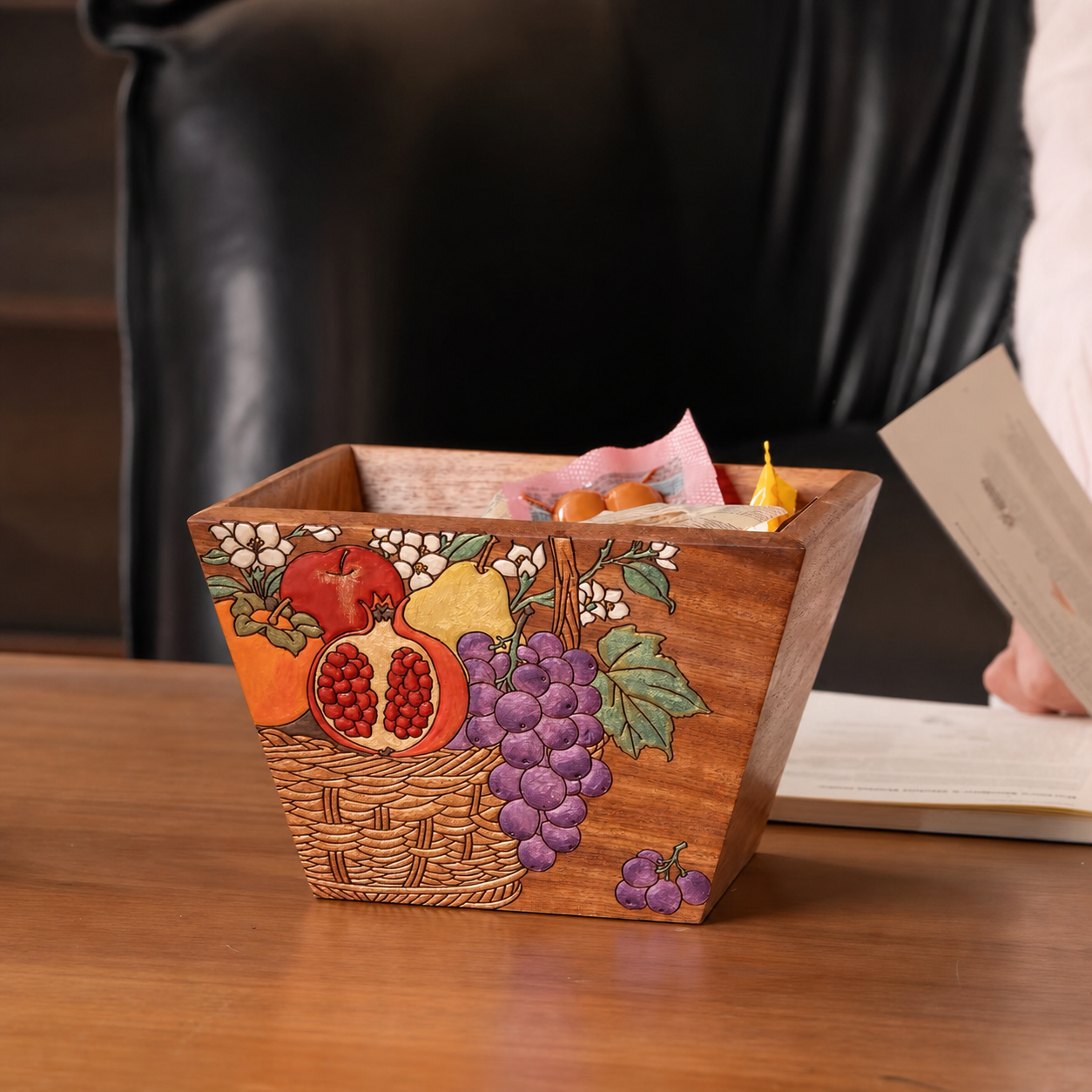 Decorative rosewood basket for living room and bedroom use