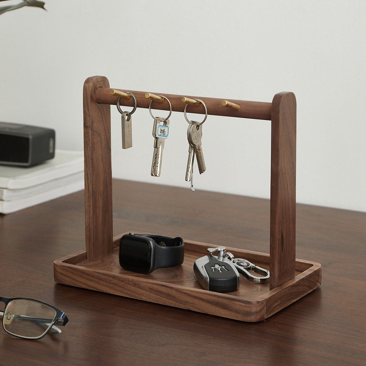 Key station wooden key organizer made from natural walnut wood