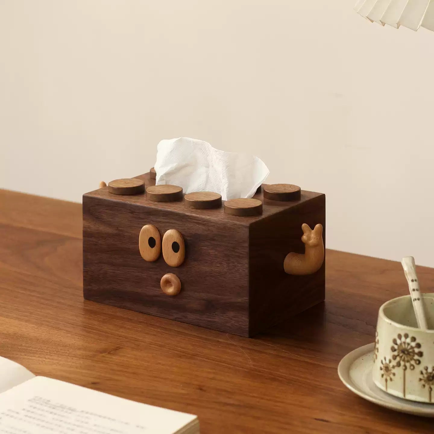 Minimalist walnut tissue dispenser for tabletop decoration