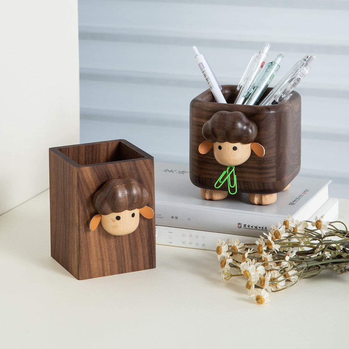 Premium walnut pen holder with elegant natural texture