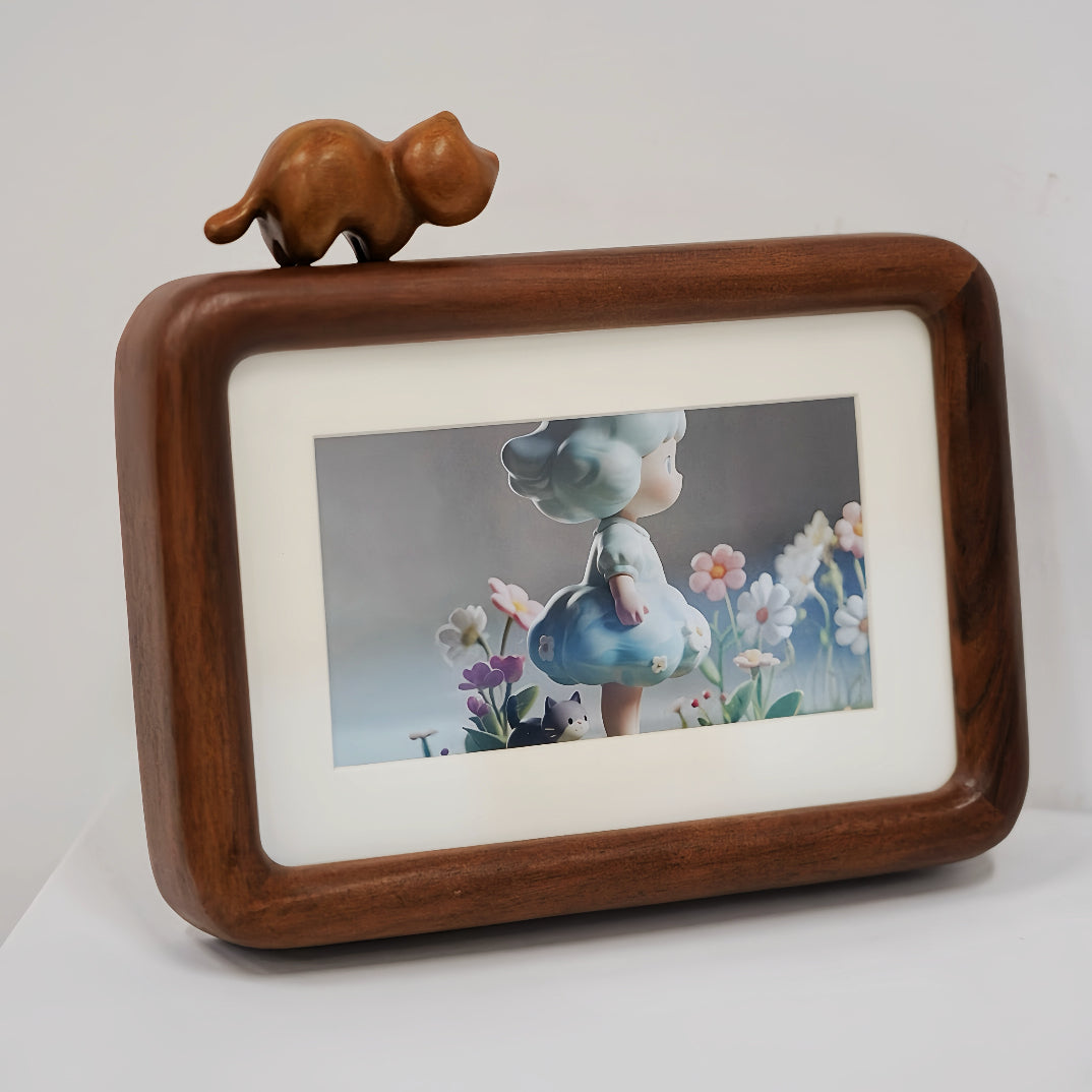 Solid walnut photo frame with cute kitten design