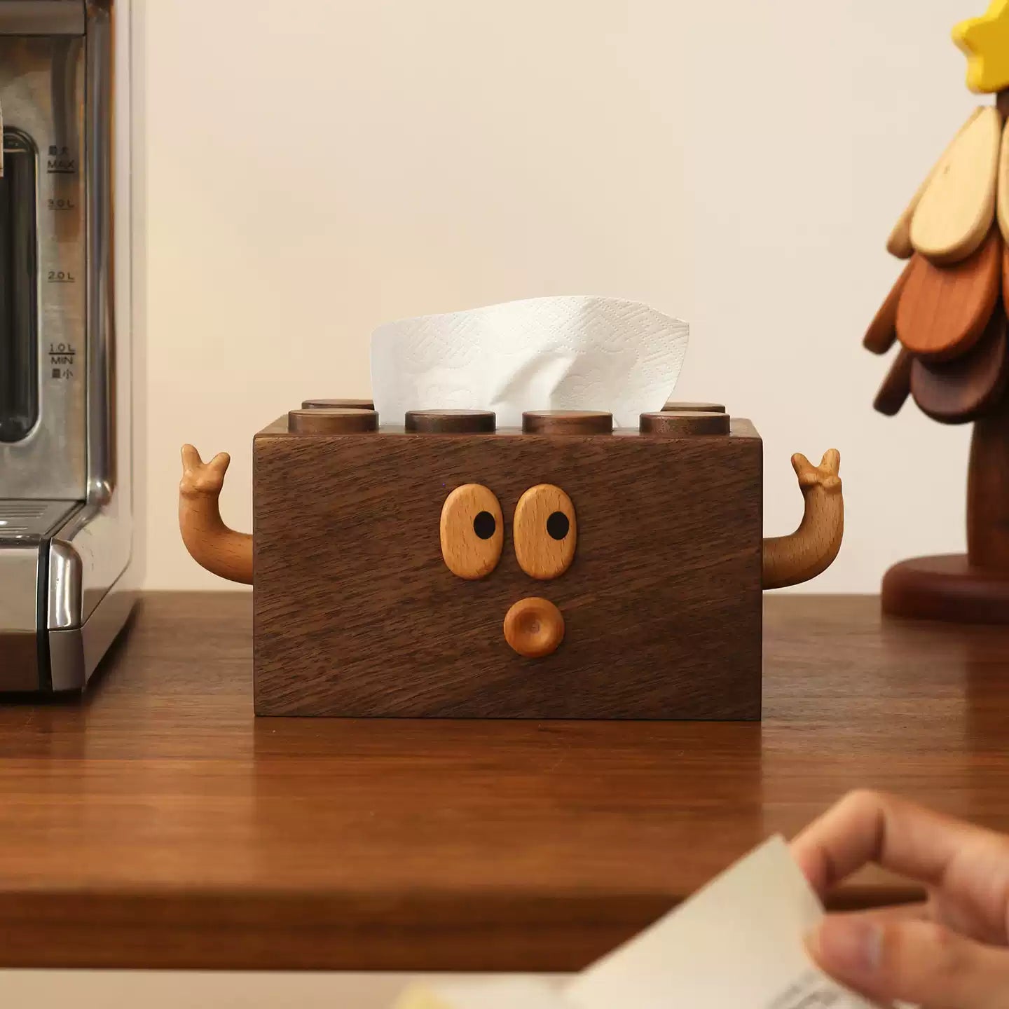 Solid walnut tissue box with minimalist design