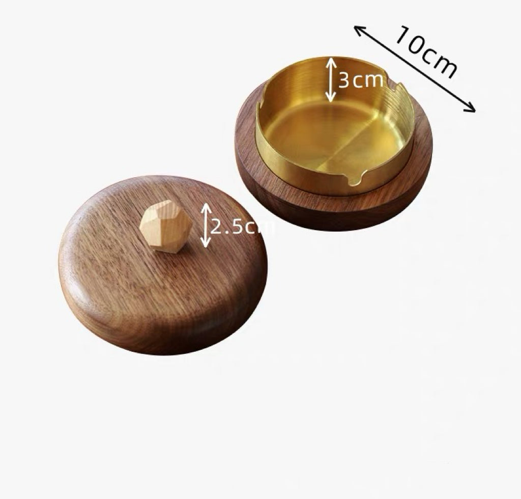 Solid wood smoking accessory with functional lid design