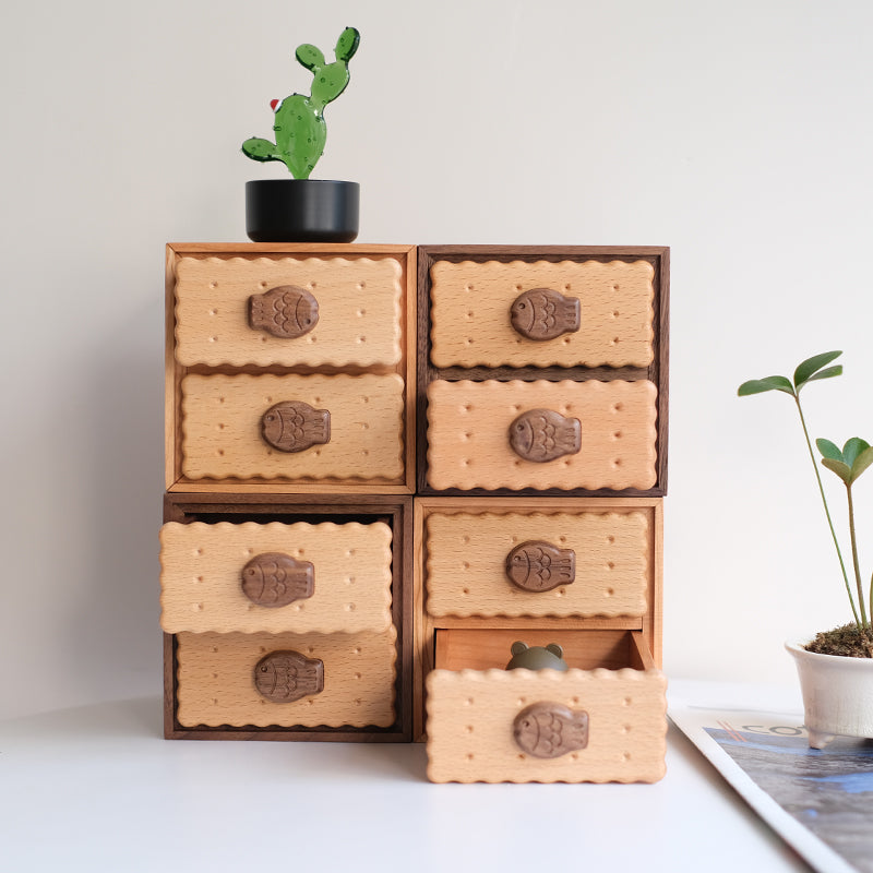 Solid wood storage box with double layer organization
