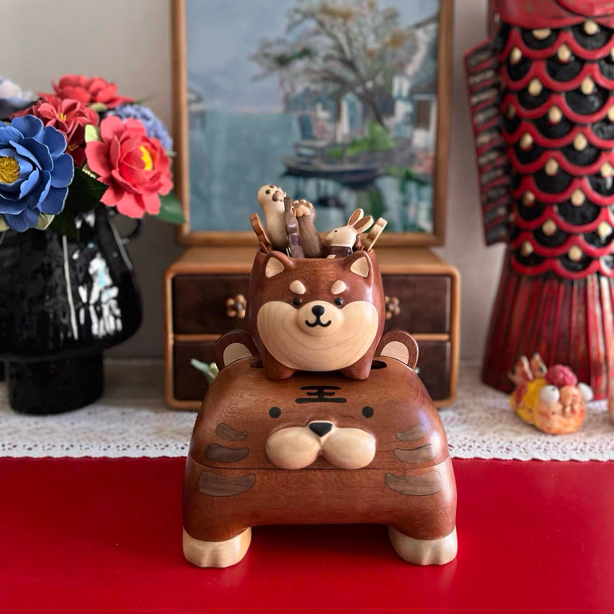 Solid wood tissue organizer with playful animal design